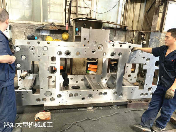 12米*5米*3米超大型CNC動(dòng)梁式龍門綜合加工